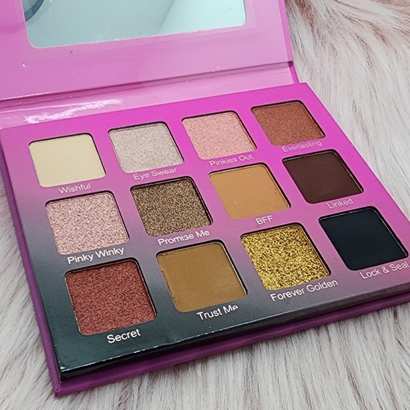 NWT Violet Voss Pinky Promise Eye Shadow Palette - Picture 9 of 10